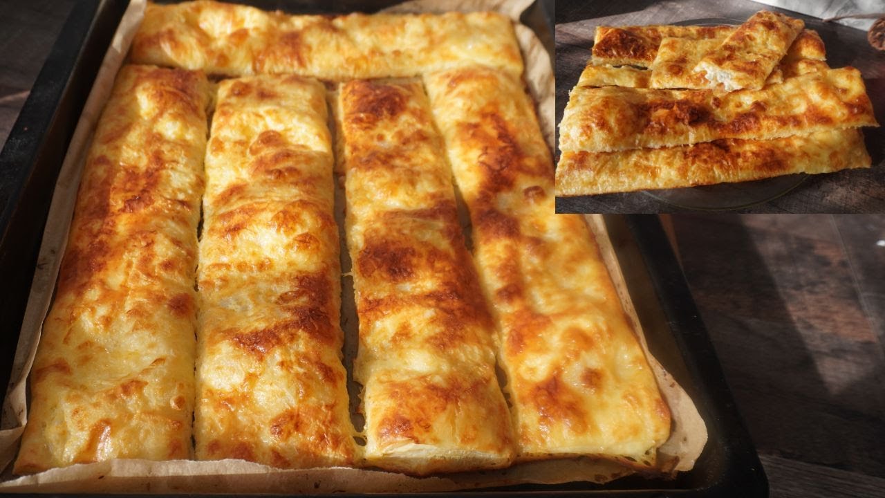 Хрупкави и вкусни дълги Банички със сирене.