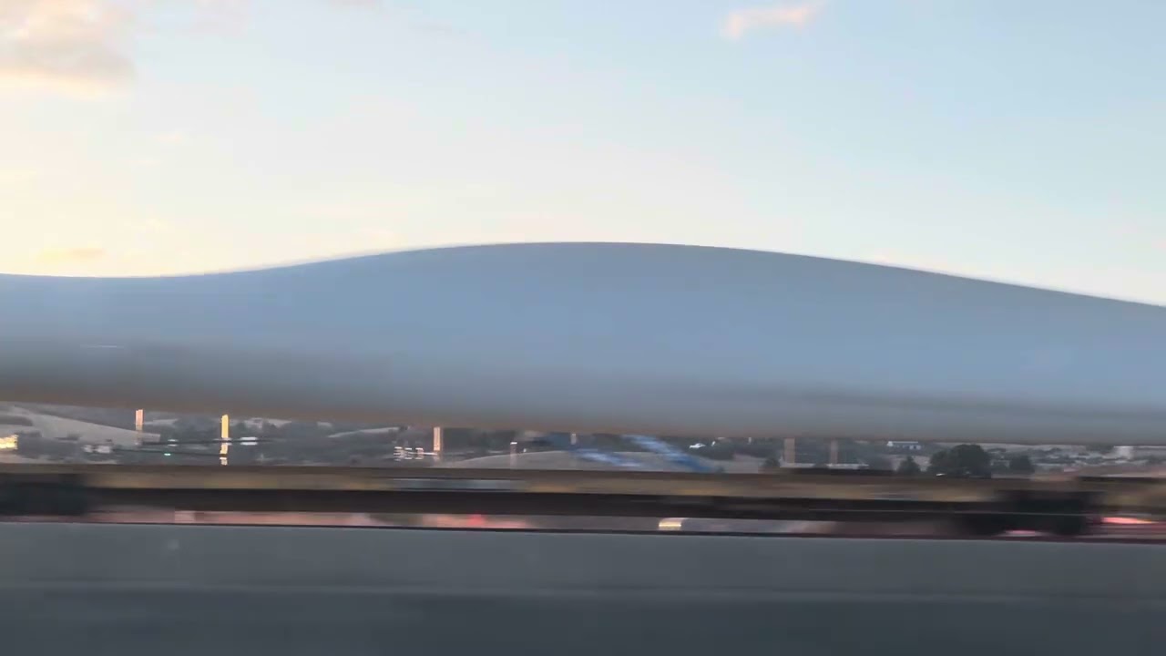 BNSF 8359 Leads A Windmill Blade Train!