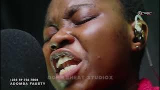 Adomba Fausty coud'nt control her tears🔥🔥 - with vivid orison !