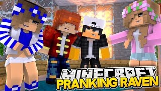 PRANKING RAVEN WITH FAKE TAN! Minecraft Royal Family w/LittleKellyandCarly and Leo (Custom Roleplay)