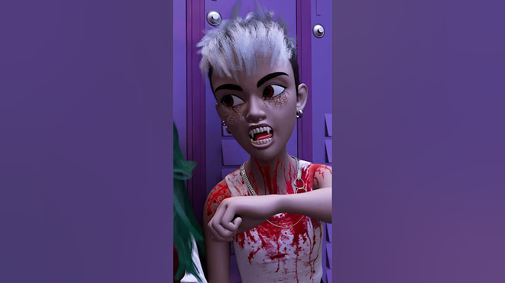 He's a vampire! And he loves me... 😍🧛