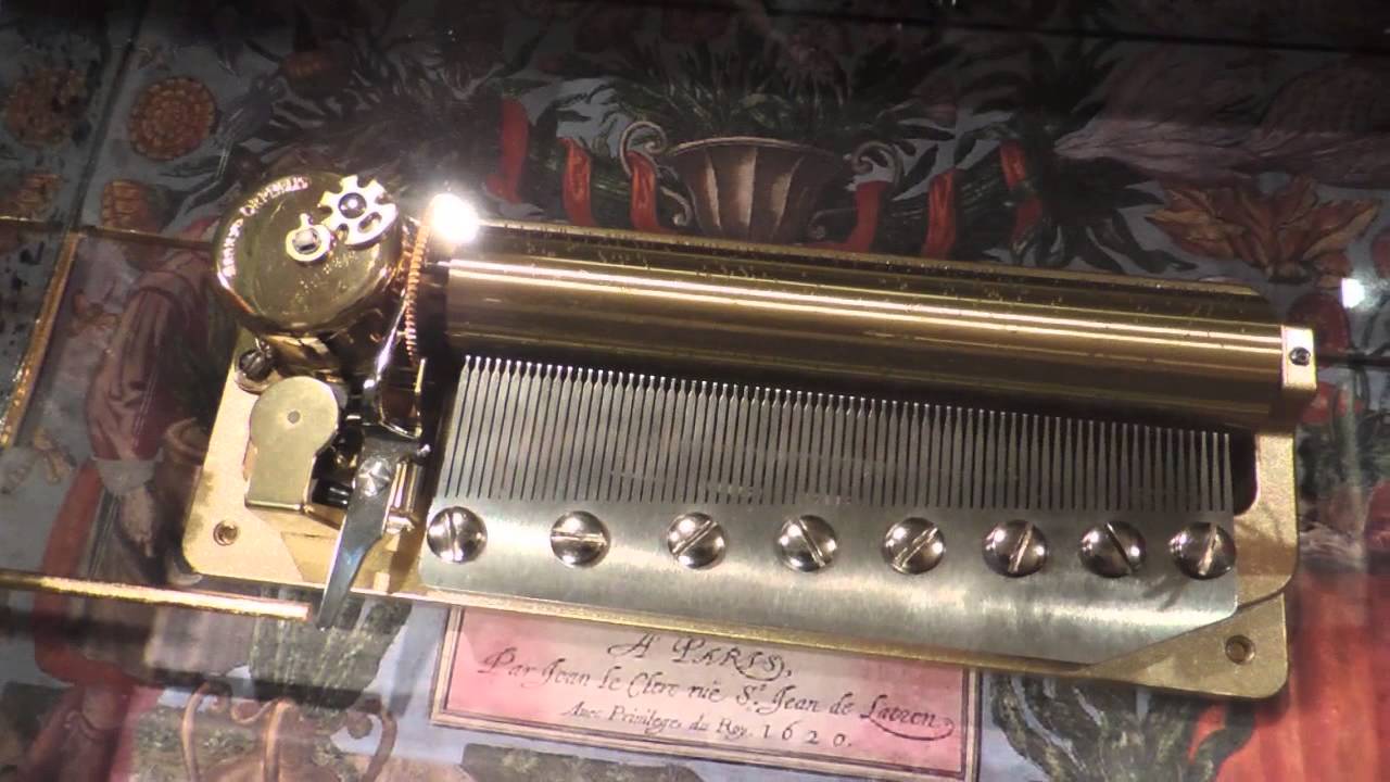 72 note Sankyo Moldau Music Box - YouTube