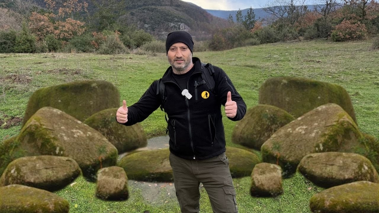 Anlatılan Hazine İzini Bulduk Define Kasası Kaya İçinde Çıktı !!!