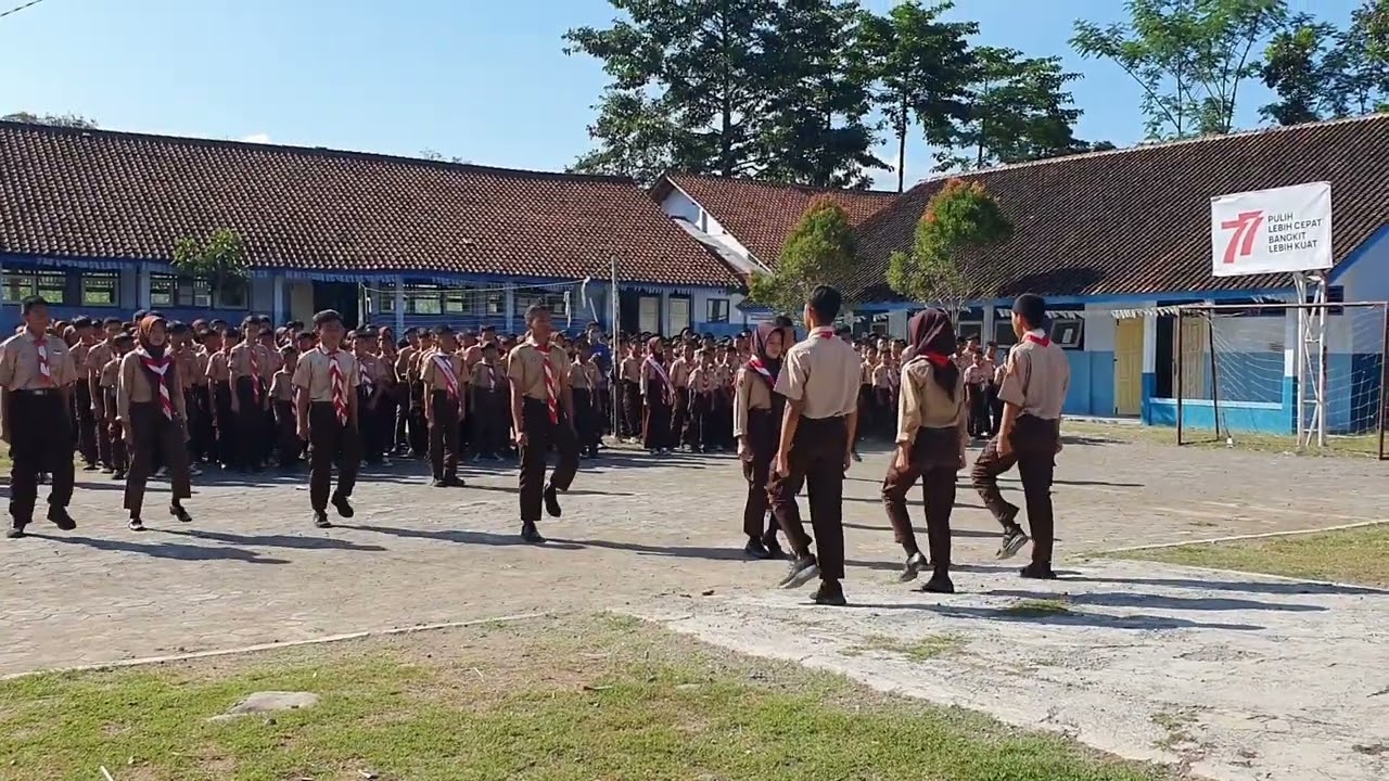 SMP N 2 Bodeh Memperingati Hari Kesaktian Pancasila