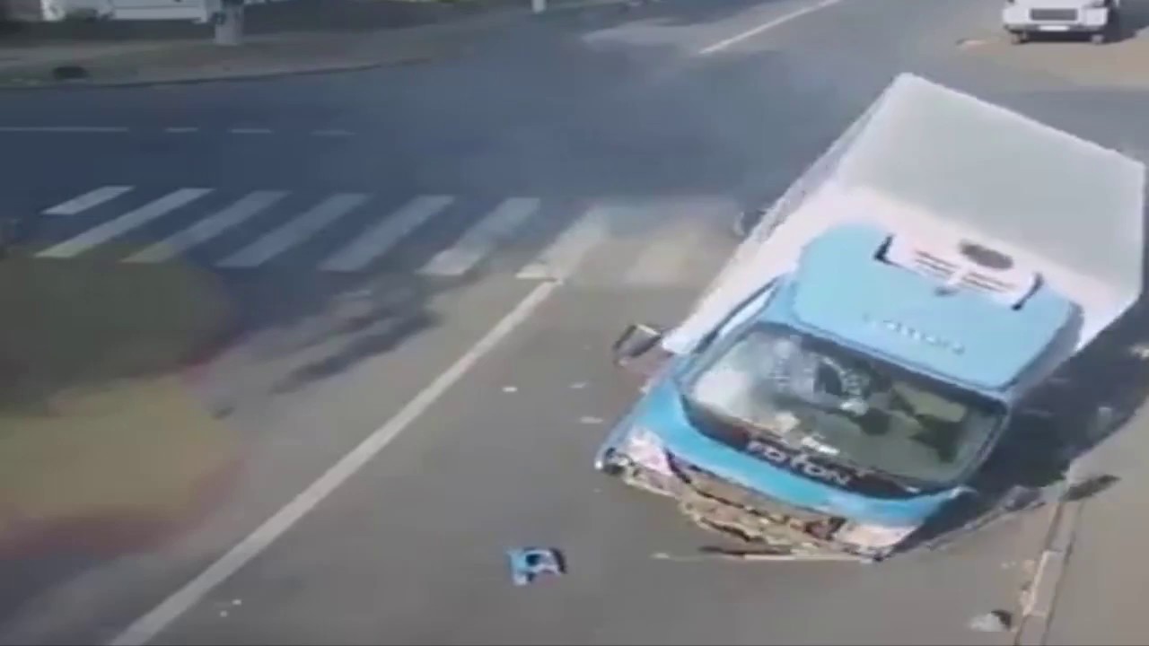 10 most Shocking Moments caught on camera YouTube