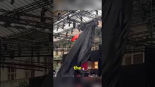 This Curtain Vanishes in 1 Second… No Editing 😳 #shorts This Curtain Vanishes in 1 Second… No Editing 😳 #shorts