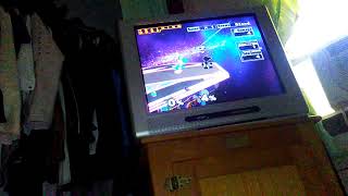 Melee: Yoshis down throw glitch on Mr. Game and Watch