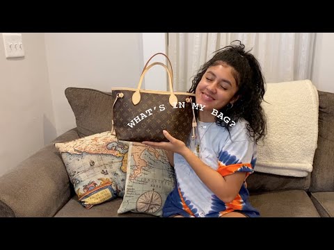 What's in my bag? - Louis Vuitton Totally PM 