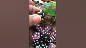 Xí ngầu trong màu hồng và màu cafe