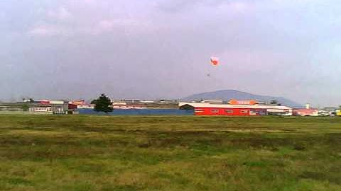 RC paramotor Flex 1.7 V3 flight 280813