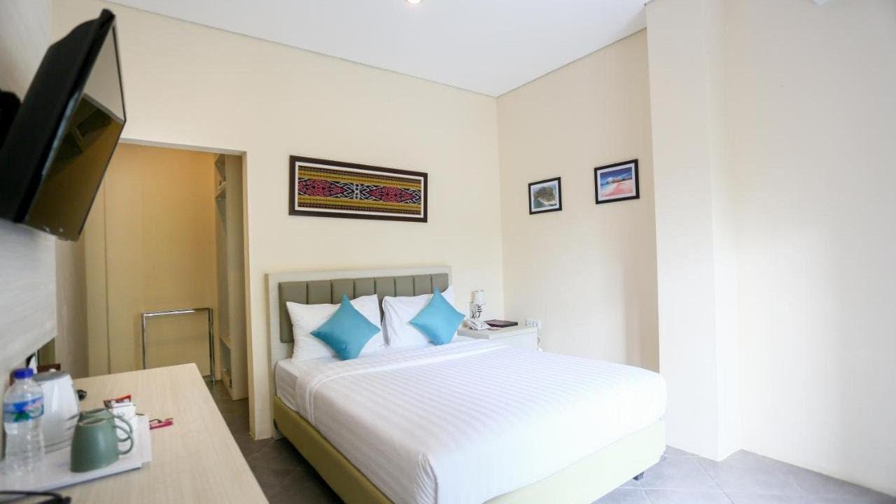 La Cecile Hotel & Cafe Komodo, Labuan Bajo, Indonesia YouTube