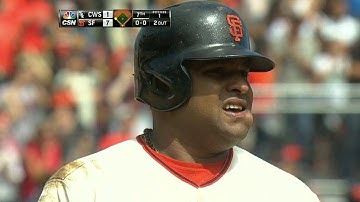 CWS@SF: Pence and Posey score on a fielding error