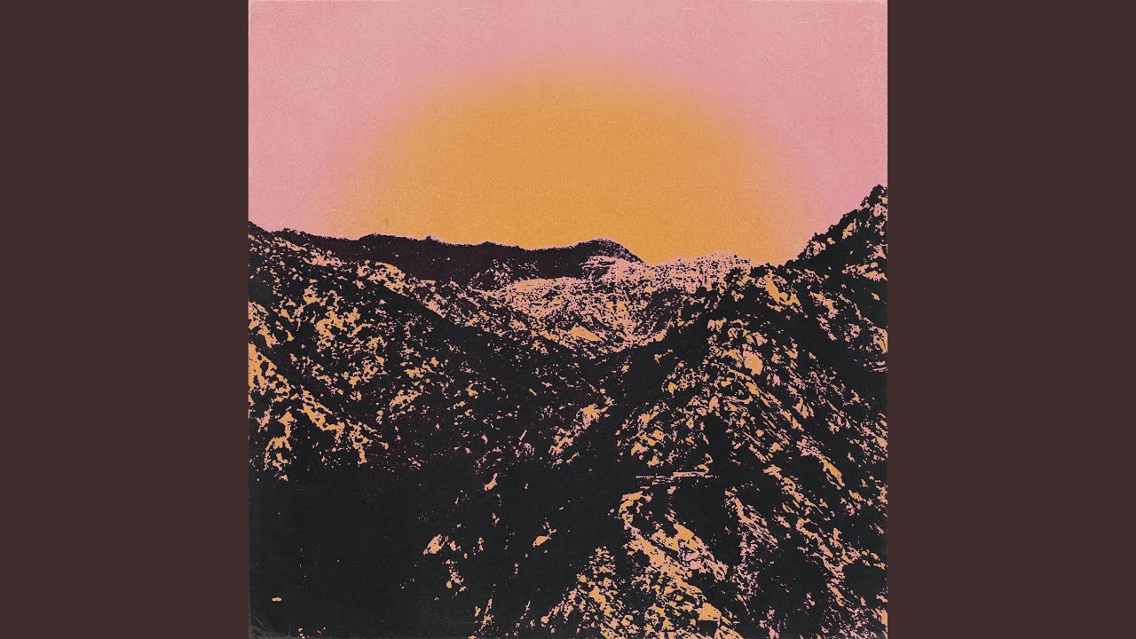 在 YouTube 上观看 Wolf Like Me 在 YouTube 上观看 Wolf Like Me