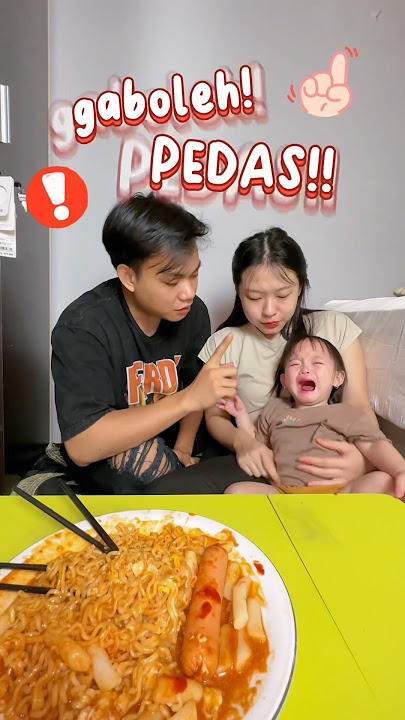 yuka-chan ngiler lihat mama dan papanya makan mie pedas! #minivlog #comedy #yukachan #baby #mukbang