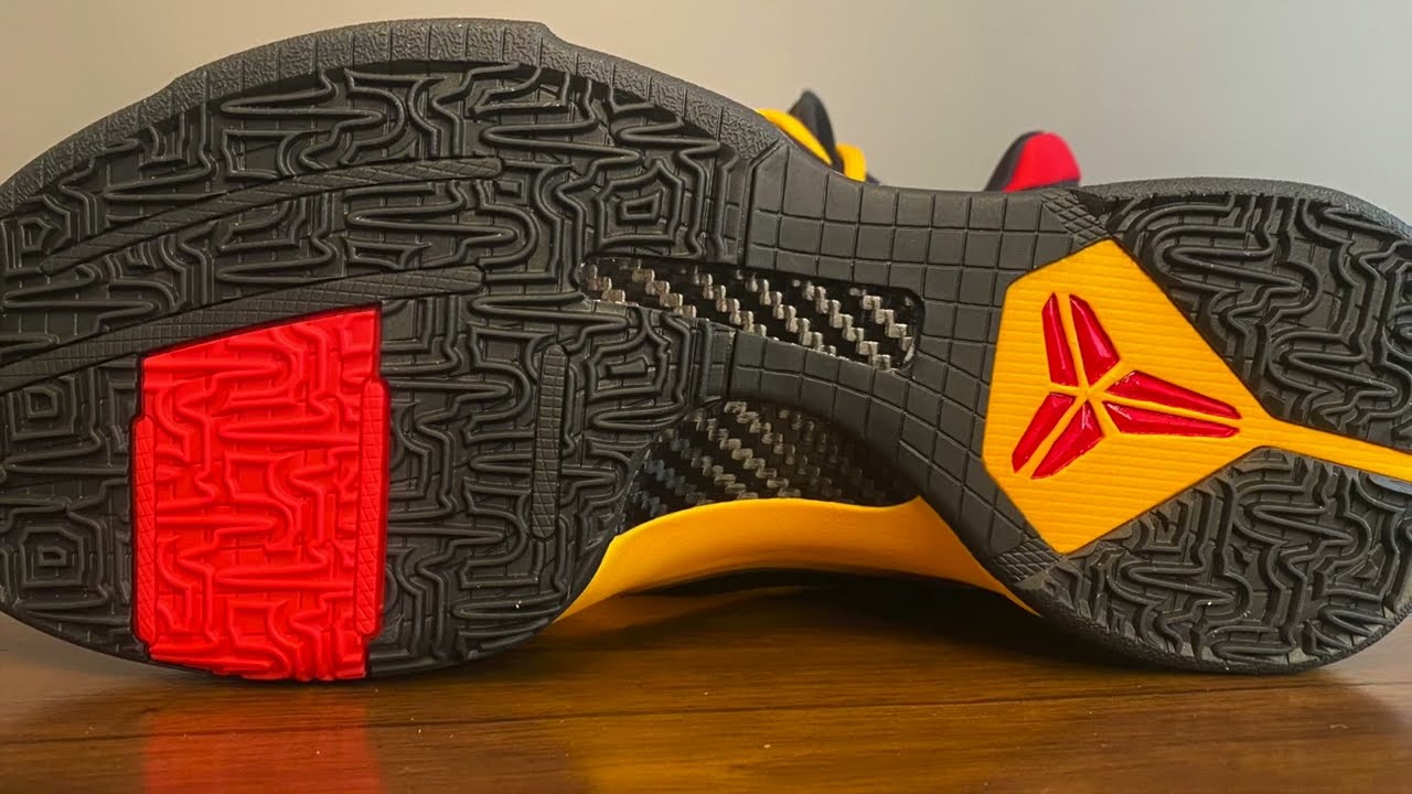 NIKE Kobe 5 Protro Bruce Lee unboxing Amazing shoes Nike finally
