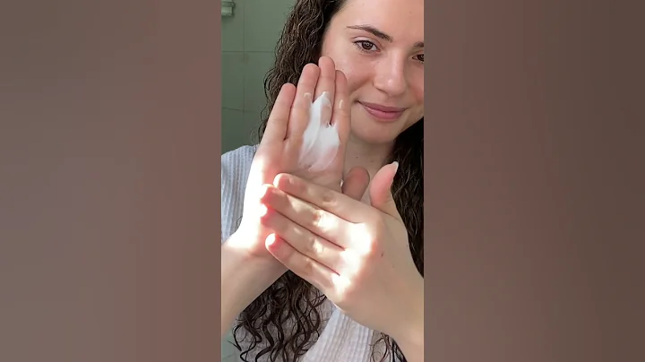 Moroccanoil Curly Hair Routine with Amanda Guido