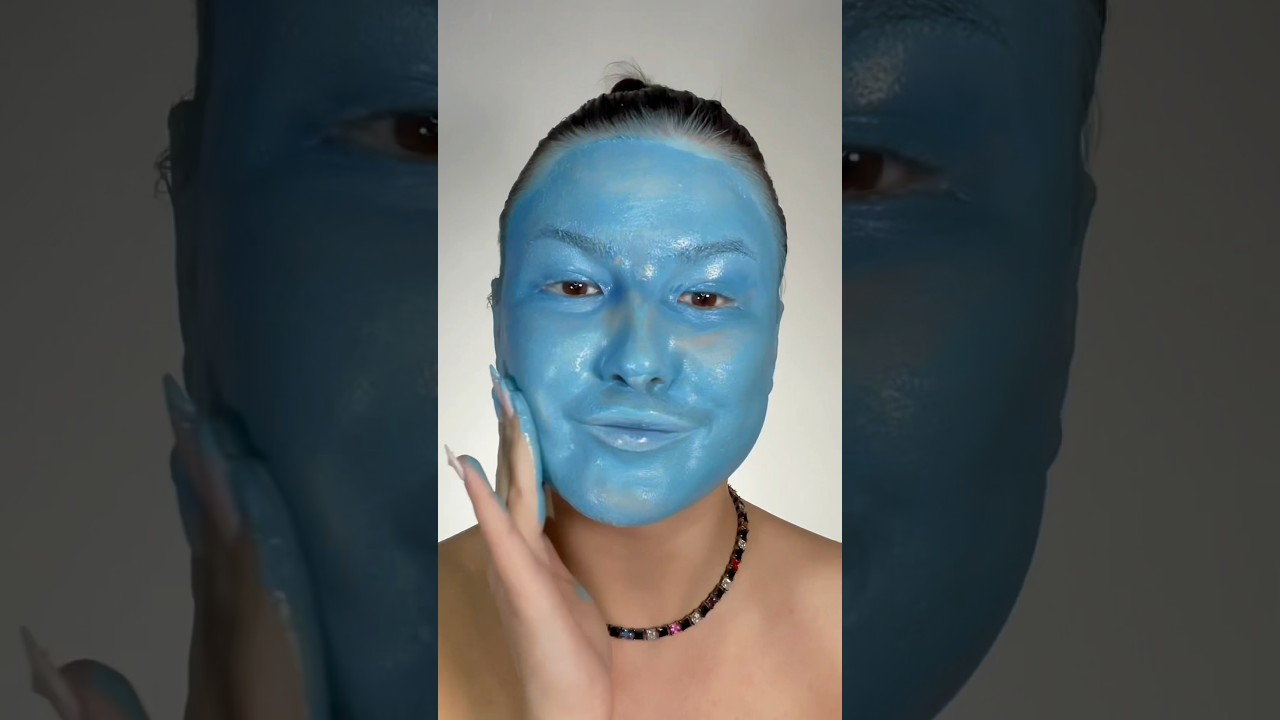 Easy way how to remove heavy makeup 🌚 