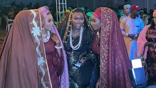 Have you seen a wedding of 4 sisters? 😍