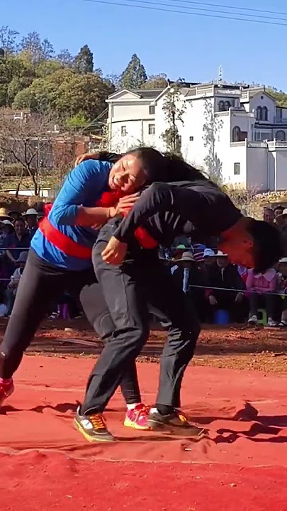 Mixed wrestling between girl vs boy, beautiful wrestlers meet professional male players fight kushti
