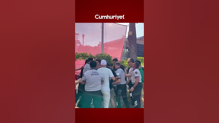 ODTÜ’de öğrenciler, rektörlüğün diktiği ABD bayrağını indirip Filistin bayrağını göndere çekti