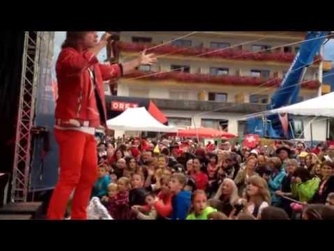 Jürgen Drews rappt "Ein Bett im Kornfeld" @ Die Jungen Zillertaler Open Air  2014