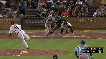 LAD@PIT: Rollins doubles in Crawford to tie the game