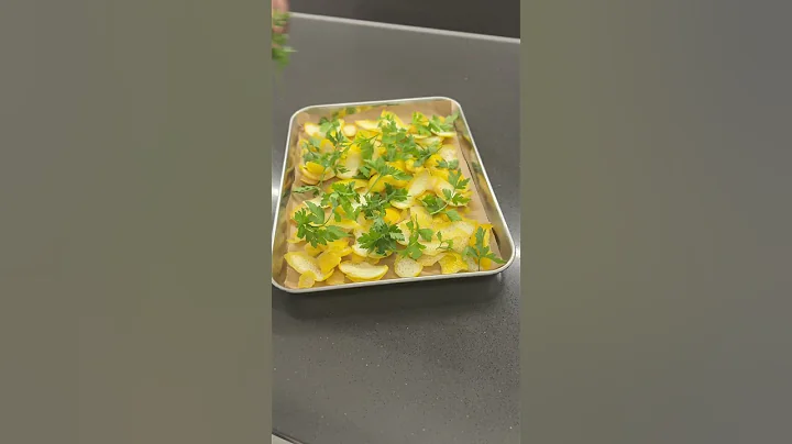 Lemon pepper seasoning. The smell here was 10/10