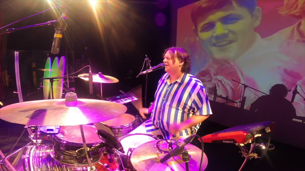 Don't Worry Baby - BackBeat - OFFICIAL VIDEO