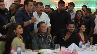 HD UNCUT: Salman Khan, Jacqueline Fernandez And Others At Baba Siddique's Iftaar Party