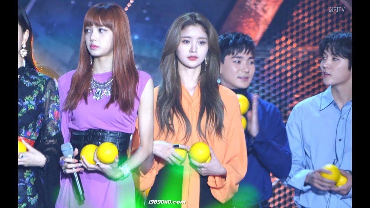 [4K] 171001 EXID 코뮤페 엔딩 직캠 (싸인볼 던지기) @코리아 뮤직 페스티벌