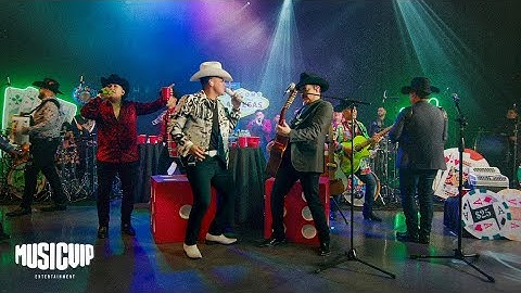 Grupo Firme - Los Tucanes De Tijuana - Me Gusta Vivir De Noche (Video Oficial)