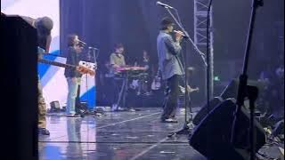 SHEILA ON 7 live performing Sky Avenue 19 Juli 2025 GBK Senayan