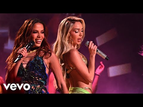 Anitta e Bad Gyal Cantam 'Bellakeo', 'Bota Niña' e 'Mil Veces' (Performance Premio Lo Nuestro 2024)