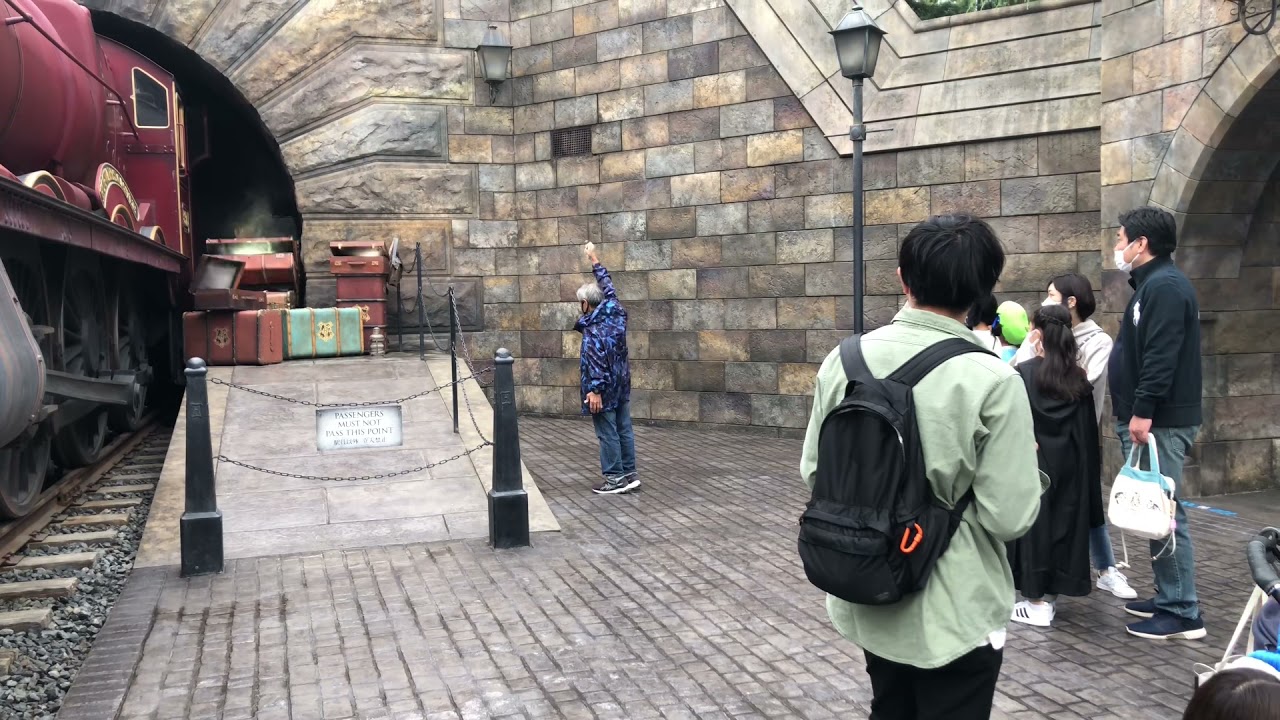 大注目を集めるUSJの魔法使いおじさん🧙‍♂️