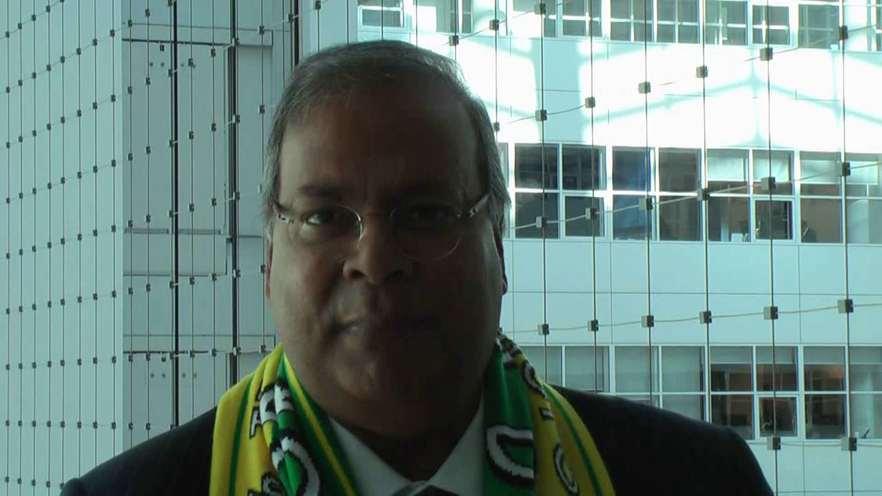 Uitnodiging QFF2018 by Rabin Baldewsingh, Roze Regahs