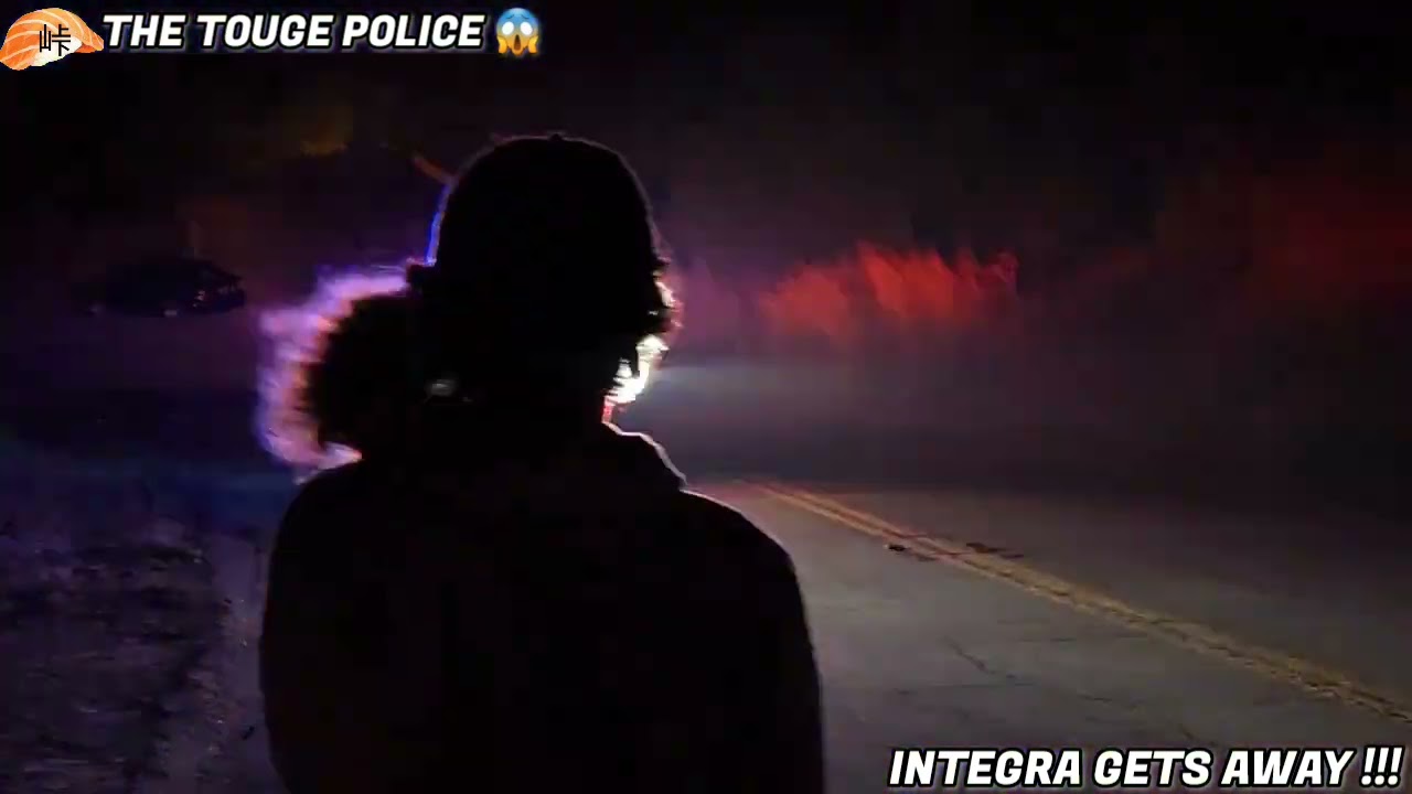 Police chases Integra on the Touge !!!