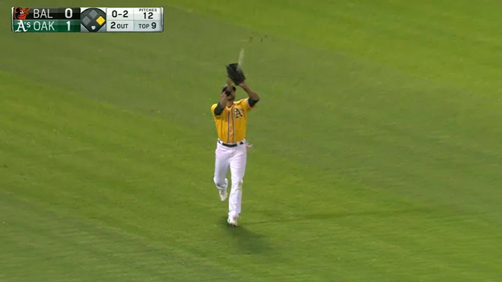 BAL@OAK: Axford induces fly ball, completes the save