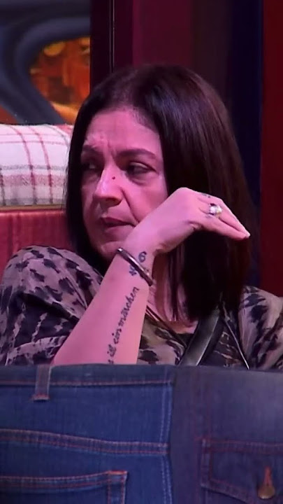Pooja Bhat talking about elvish #biggbossott2 #elvishyadav