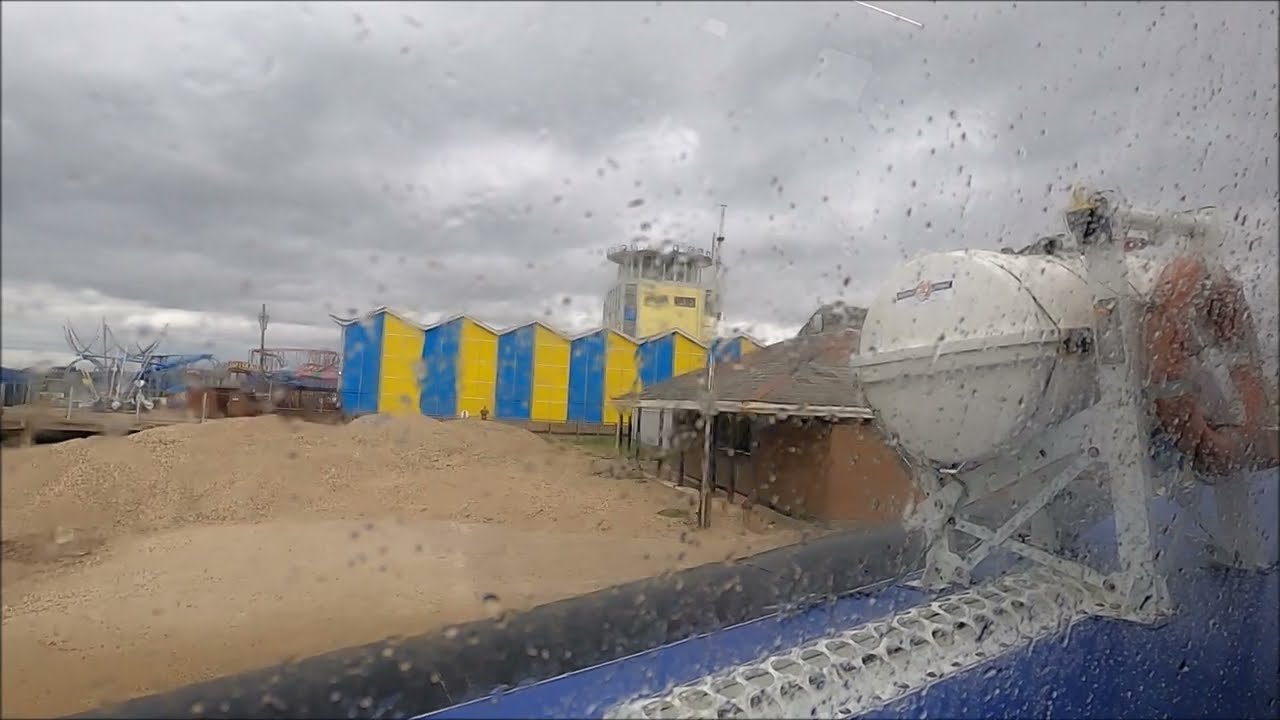 Hovertravel Hovercraft Cam - Ryde, Isle Of Wight To Southsea, Portsmouth - July 2022 | kittikoko