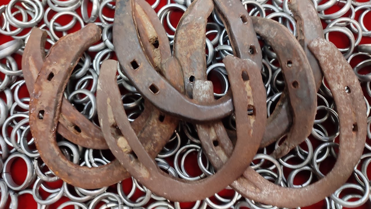 ঘোড়ার নালের আংটি পড়লে কি উপকার হয়,Horse Ring's Uses Benefits,Black