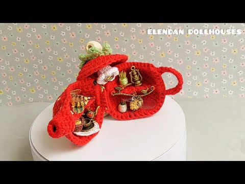 Strawberry teapot miniature dollhouse by Elendan