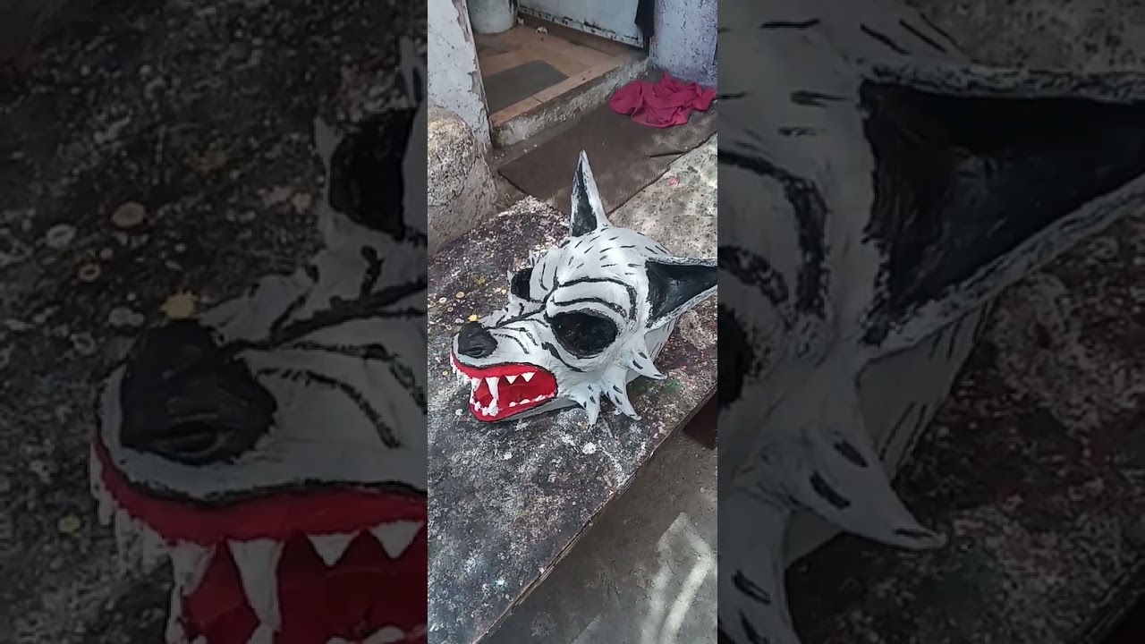 Máscara de hombre lobo hecha de papel maché tutorial