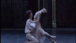Balcony scene, Romeo's variation and Love Dance. Ferri/Corella.