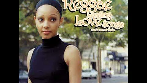 4) Carlene Davis - Someone Loves You Honey