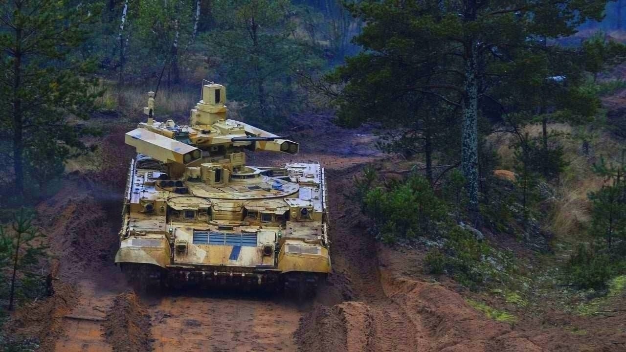 Ruský Terminátor: 48 tun pancíře, které mění pravidla války!