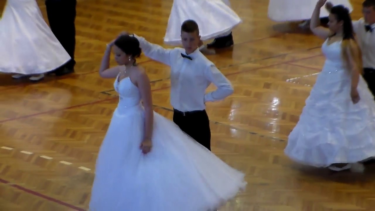 Gyulai Gaál Miklós Általános Iskola - Keringő  2014  2/4