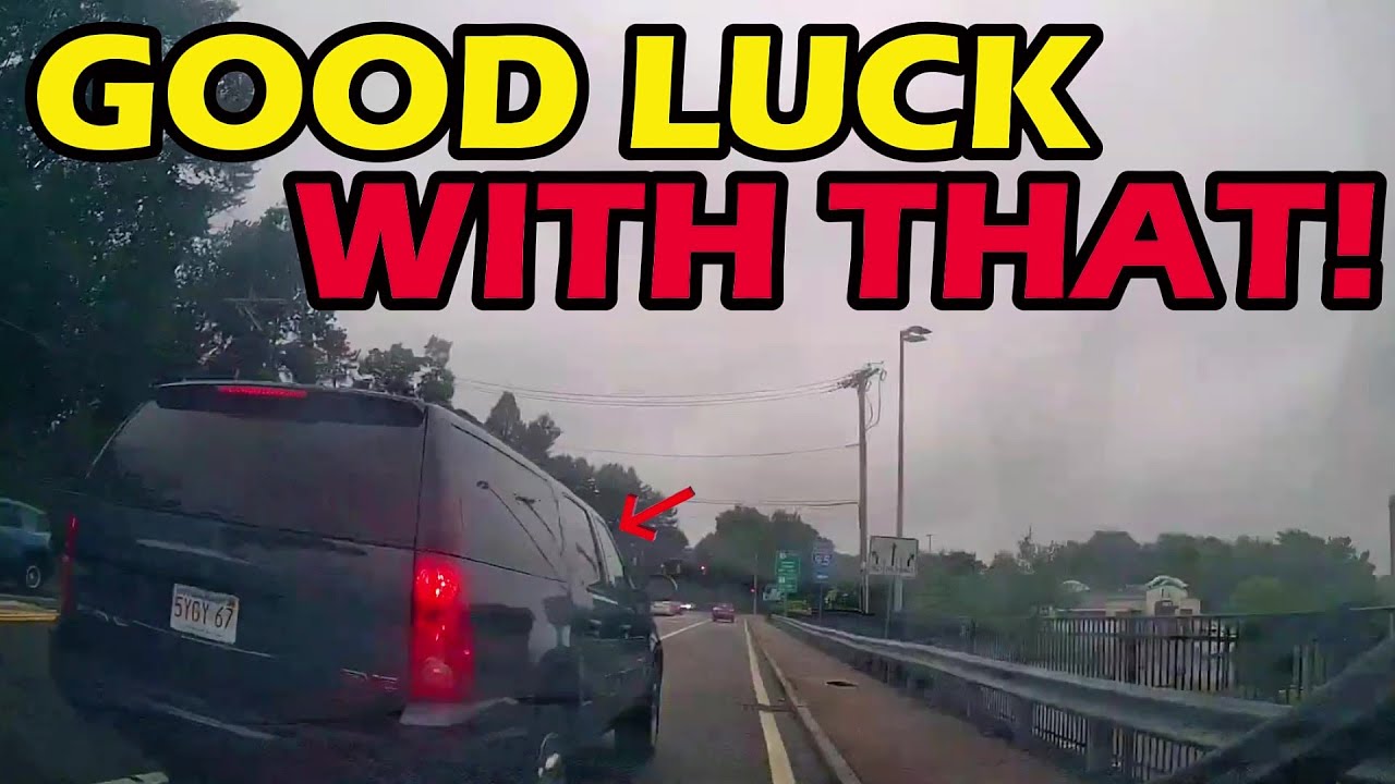 DRUNK DRIVER SMASHES CAR, FLEES LIKE NOTHING HAPPENED - YouTube
