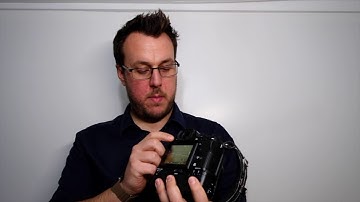 Fuji XT2 - Tips and Tricks #2 Swapping memory cards for playback