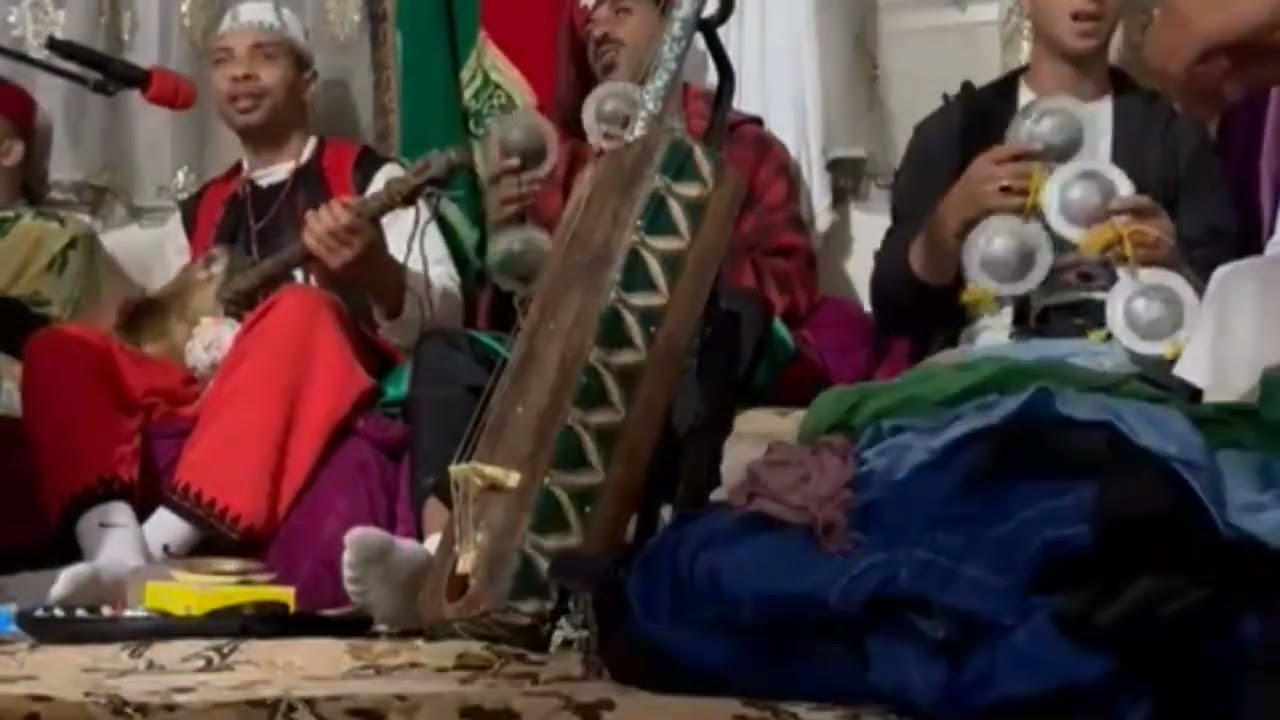 Maalem Mehdi El Ghanbo - Gnawa Rabat - lila 