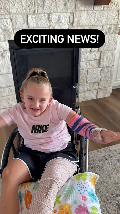 After spending most of the summer in her arm cast,Hadley’s finally free! 🎉 #free #cast #broken #fyp